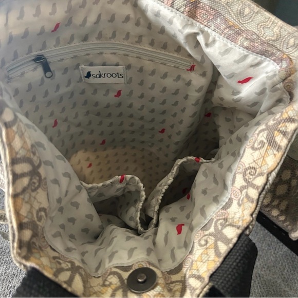 Sakroots Large Hobo Style Crossbody Bag - Picture 11 of 14